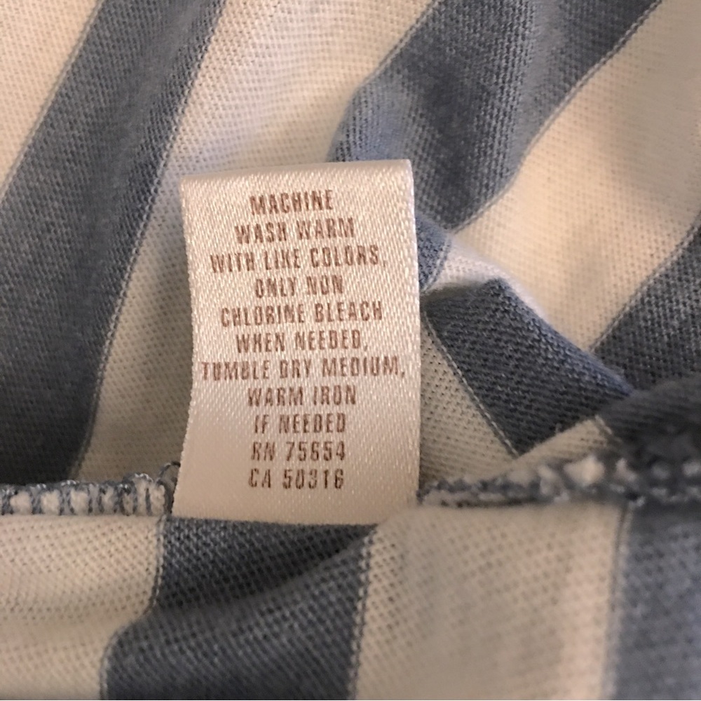 Abercrombie denim blue and white stripe T-shirt size XLslim fit - Picture 7 of 7